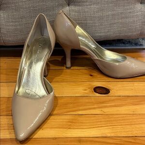 Anne Klein Beige Patent Pointed-Toe Pumps